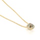 Colgante Rosetón de oro amarillo de 18 Kt con piedra de color y diamantes de 0,05 ct