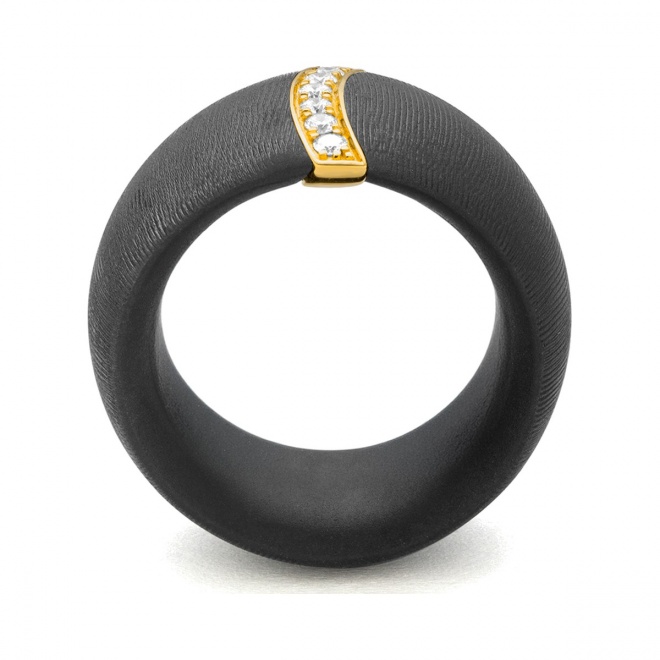 Anillo de oro amarillo de 18 Kt con diamantes de 0,12 ct