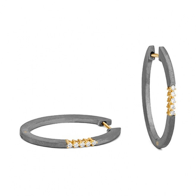 Pendientes Criollas de oro amarillo de 18 Kt con diamantes de 0,09 ct