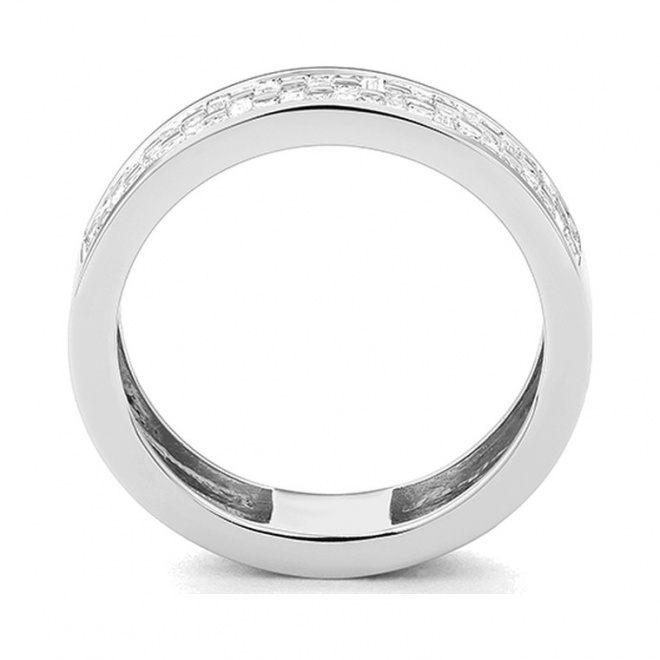Anillo Media alianza de oro blanco de 18 Kt con diamantes talla princesa de 0,59 ct