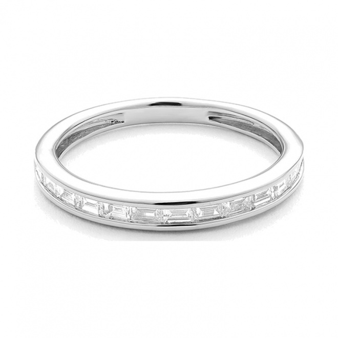 Anillo Media alianza de oro blanco de 18 Kt con diamantes talla baguette de 0,30 ct