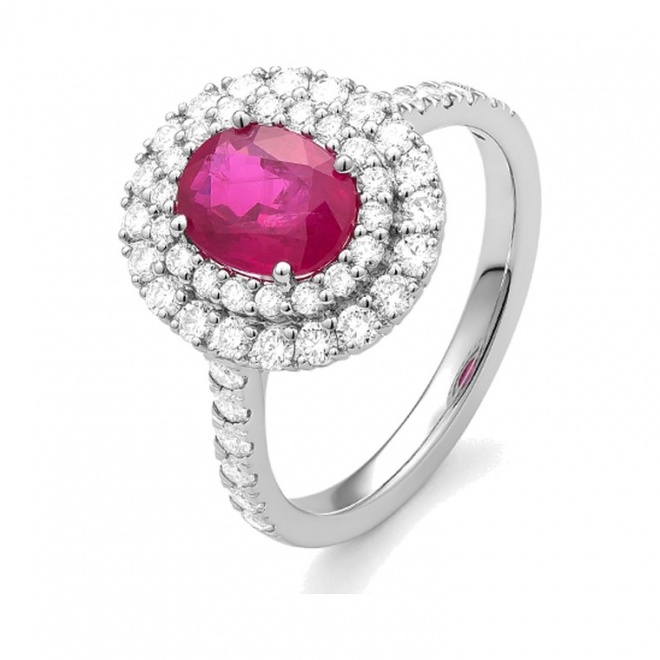 Anillo Solitario de oro blanco de 18 Kt con rubí de 1,64 ct y diamantes de 0,85 ct