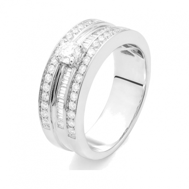 Anillo Media alianza de oro blanco de 18 Kt con diamantes de 0,75 ct