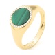 Anillo de oro amarillo de 18 Kt con malaquita de 1,46 ct y diamantes de 0,10 ct