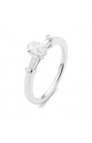 Anillo Tresillo de oro blanco de 18 Kt con diamantes de 0,36 ct
