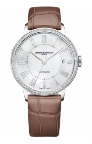 Baume & Mercier Classima ∅36,5 mm - 5 ATM, Esfera blanca, correa de aligátor con escamas cuadradas semimate