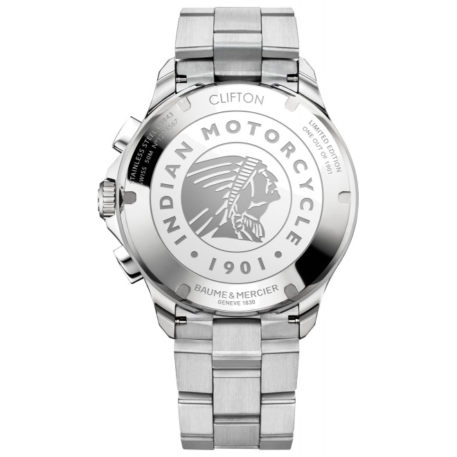 Baume & Mercier Clifton Club 44 x 45,76 mm - 5 ATM, Esfera negra, brazalete de acero inoxidable