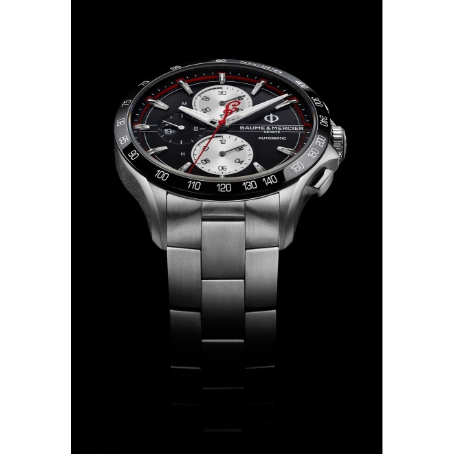 Baume & Mercier Clifton Club 44 x 45,76 mm - 5 ATM, Esfera negra, brazalete de acero inoxidable