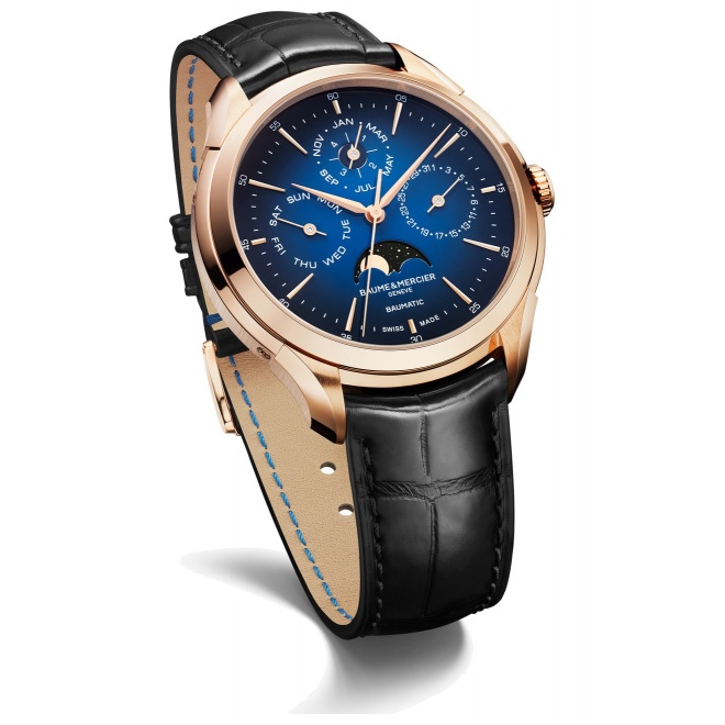 Baume & Mercier Clifton ∅42 mm - 5 ATM, Esfera azul, correa de aligátor con escamas cuadradas semimate