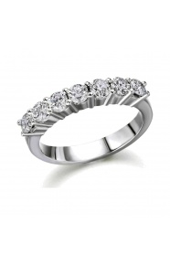 Alianza de oro blanco de 18 Kt con diamantes de 0,91 ct