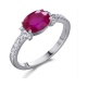 Anillo de oro blanco de 18 Kt con rubí y diamantes, 0,21 ct