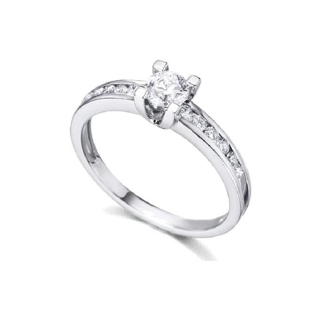 Anillo de oro blanco de 18 Kt con diamantes de 0,49 ct
