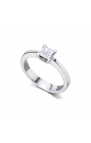 Anillo de oro blanco de 18 Kt con diamantes de 0,22 ct