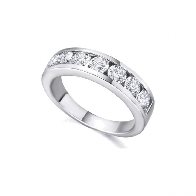 Alianza de oro blanco de 18 Kt con diamantes de 1,26 ct