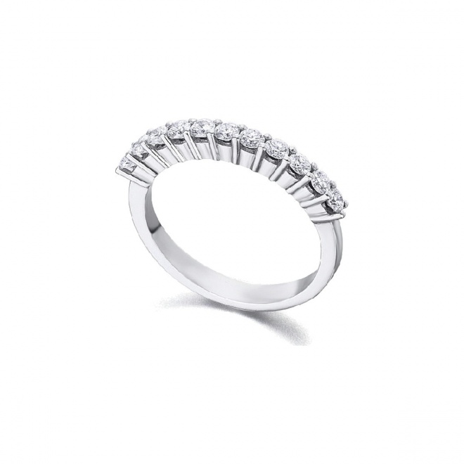 Alianza de oro blanco de 18 Kt con diamantes de 0,53 ct