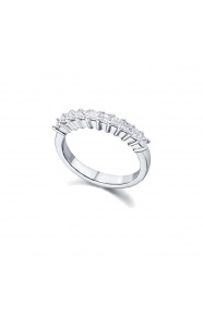 Alianza de oro blanco de 18 Kt con diamantes de 0,64 ct