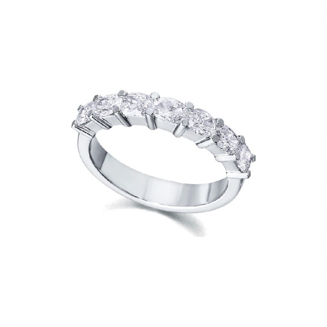Alianza de oro blanco de 18 Kt con diamantes de 1,03 ct