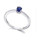 Anillo de oro blanco de 18 Kt con zafiro y diamantes, 0,07 ct