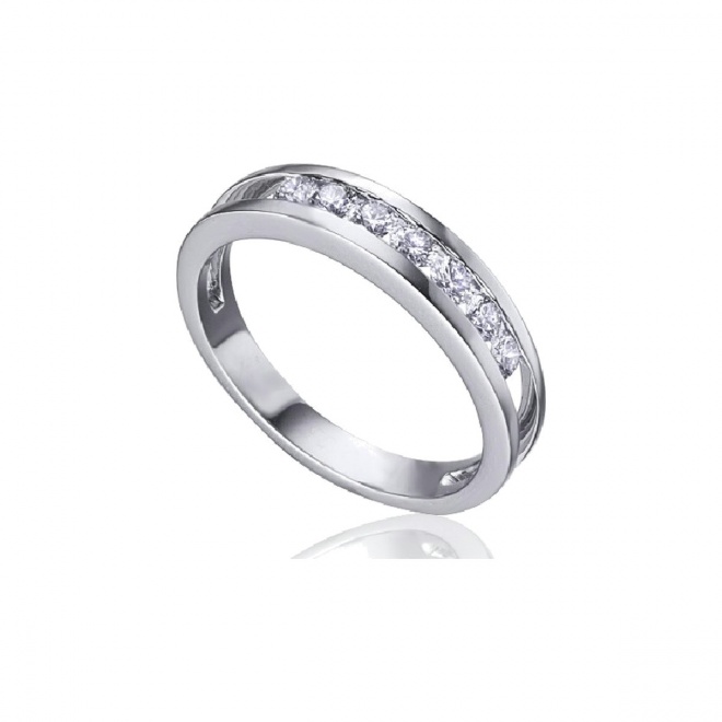 Alianza de oro blanco de 18 Kt con diamantes de 0,60 ct