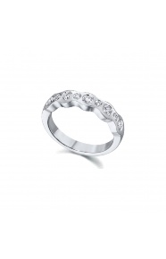 Alianza de oro blanco de 18 Kt con diamantes de 0,52 ct