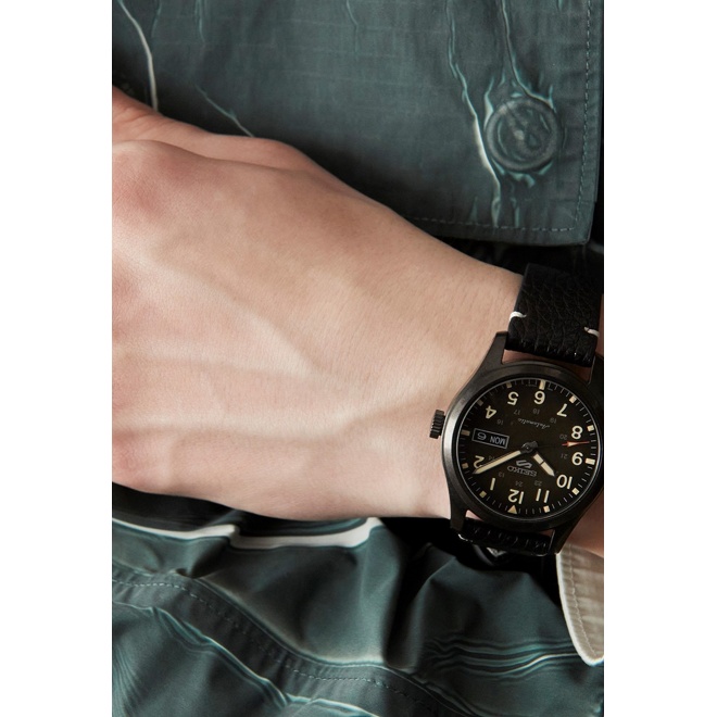Seiko 5 Sports Field series ∅39,4 mm - 10 ATM, Esfera marrón, correa de piel de vaca - SRPG41