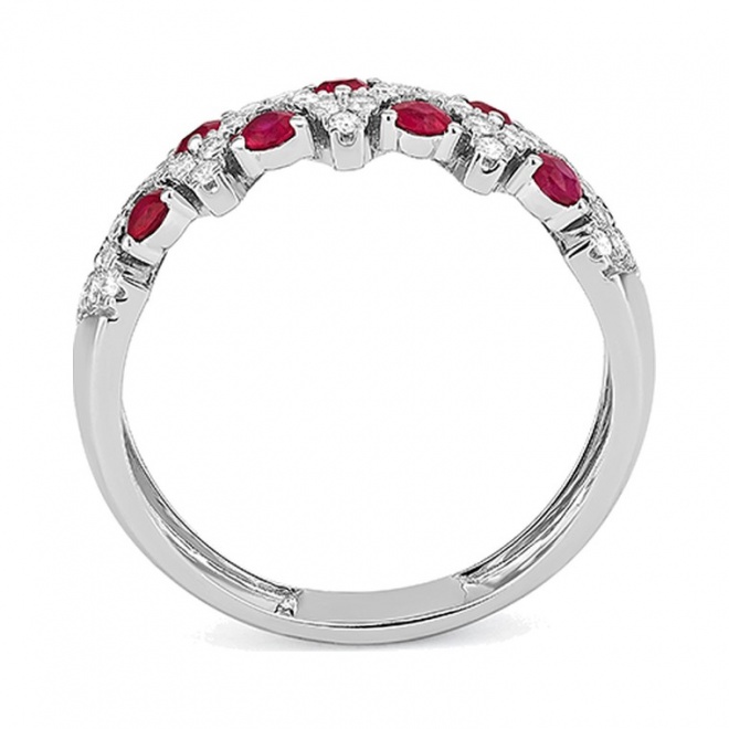 Anillo de oro blanco de 18 Kt con rubí de 0,47 ct y diamantes de 0,25 ct