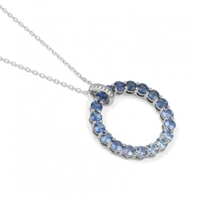 Colgante de oro blanco de 18 Kt con zafiro azul de 2,60 ct y diamantes de 0,02 ct
