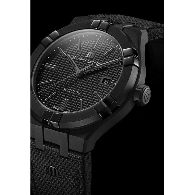 Maurice Lacroix Aikon Automatic Date ∅42 mm - 20 ATM, Esfera negra PVD negro, brazalete de piel negra