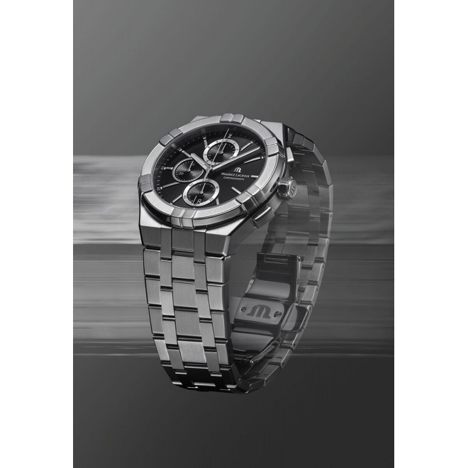 Maurice Lacroix Aikon Quartz Chronograph ∅42 mm - 10 ATM, Esfera negra, brazalete de acero
