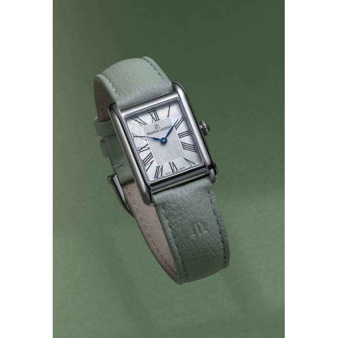 Maurice Lacroix Fiaba Square 24 x 34 mm - 5 ATM, Esfera nácar, correa de piel verde, caja de acero