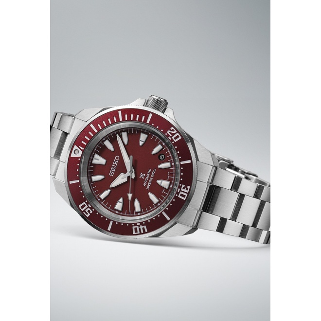 Seiko Prospex Mar Samurai Rojo ∅41,7 mm - 20 ATM, Esfera roja, brazalete de acero