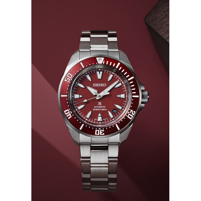 Seiko Prospex Mar Samurai Rojo ∅41,7 mm - 20 ATM, Esfera roja, brazalete de acero