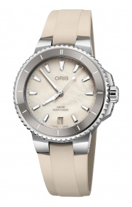 Oris Aquis Date ∅36,5 mm - 30 ATM, Esfera blanca, correa de caucho blanco