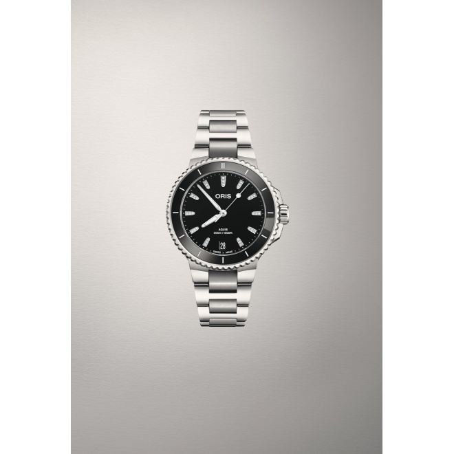 Oris Aquis Date Diamonds ∅36,5 mm - 30 ATM, Esfera negra, brazalete de acero