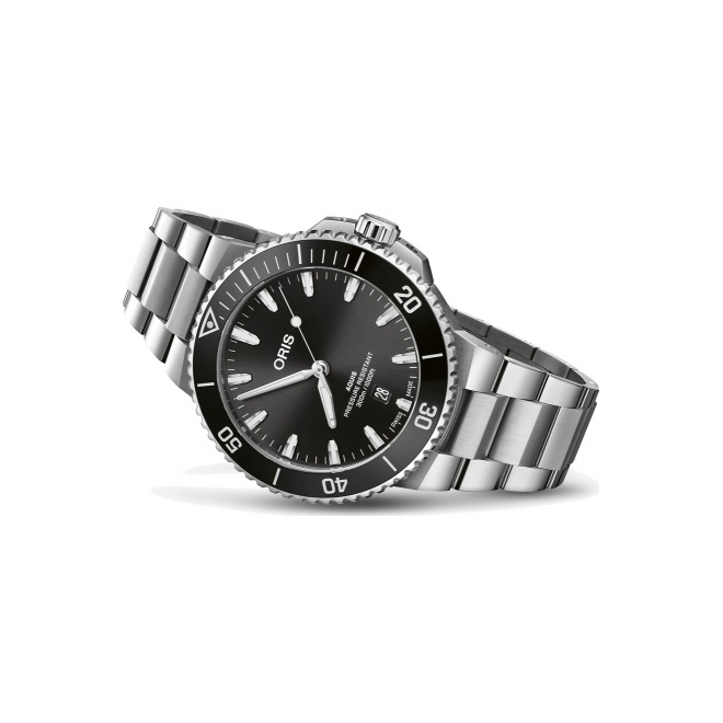 Oris Aquis Date ∅43,5 mm - 30 ATM, Esfera negra, brazalete de acero