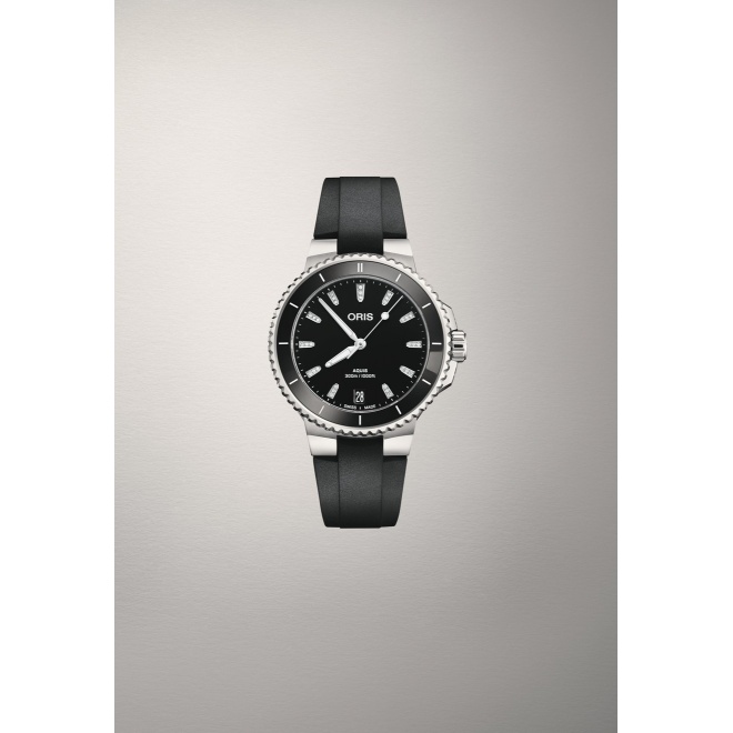 Oris Aquis Date Diamonds ∅36,5 mm - 30 ATM, Esfera negra, correa de caucho negro