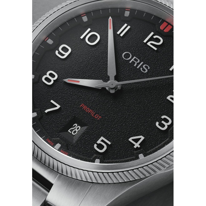 Oris Propilot Date ∅41 mm - 10 ATM, Esfera negra, brazalete de acero