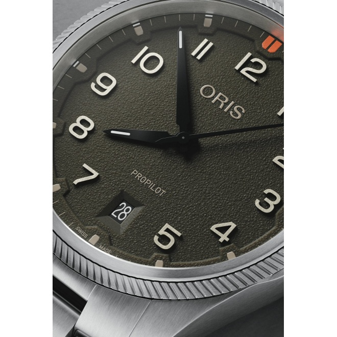 Oris Propilot Date ∅41 mm - 10 ATM, Esfera verde, brazalete de acero