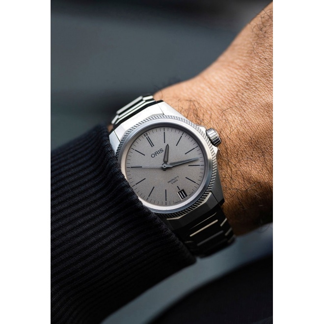 Oris ProPilot X Calibre 400 ∅39 mm - 10 ATM, Esfera gris, brazalete de titanio