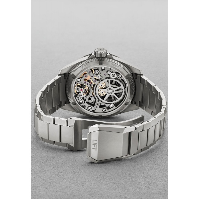 Oris ProPilot X Calibre 115 ∅44 mm - 10 ATM, Esfera gris, brazalete de titanio