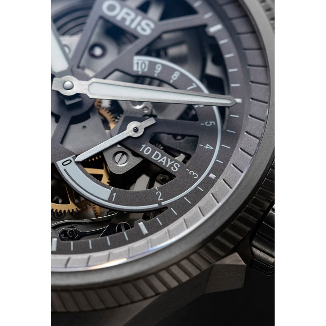 Oris ProPilot X Calibre 115 ∅44 mm - 10 ATM, Esfera gris, brazalete de titanio