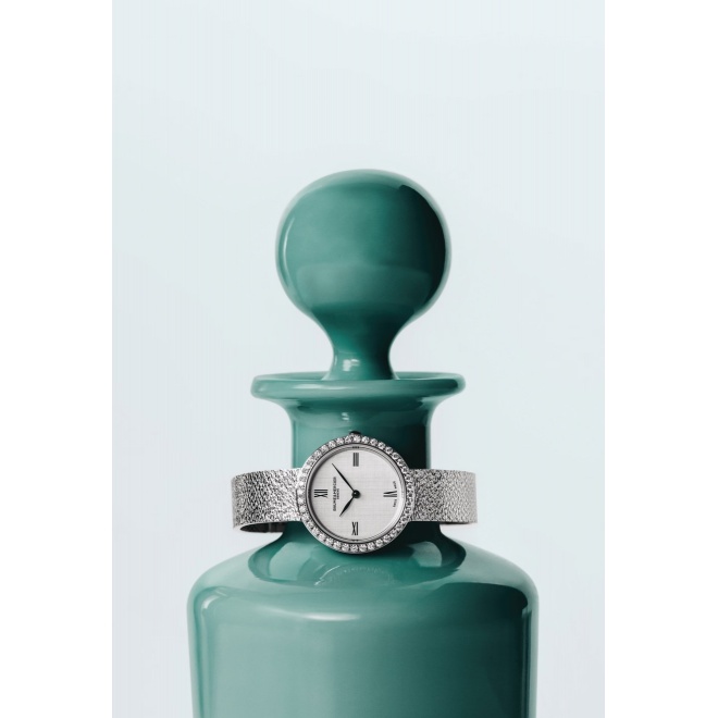 Joia de Baume & Mercier 10850 Cuarzo ∅28 mm - 5 ATM, Esfera plateada, brazalete de acero