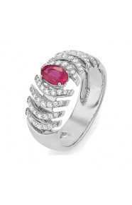 Anillo de oro blanco de 18 Kt con rubí y diamantes
