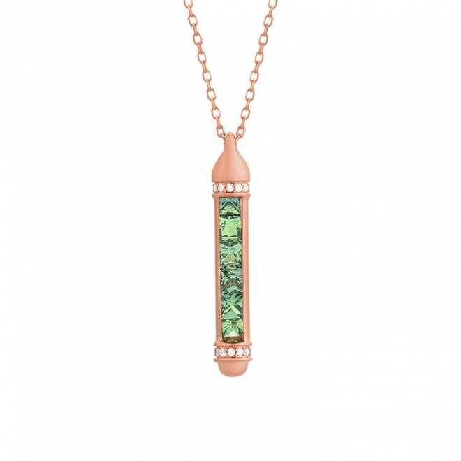 Colgante de oro rosa de 18 Kt con zafiro de 0,66 ct y diamantes de 0,07 ct