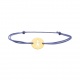 Pulsera infantil de oro amarillo de 18 Kt y cordón azul, silueta de niño calada