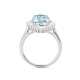 Anillo de oro blanco de 18K con aguamarina 2,98 cts 11x8mm y diamantes blancos 0,75 cts. 29 piedras, 4,53 gr