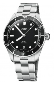 Oris Divers Date 200 M - ∅39 mm, Esfera negra, brazalete de acero y correa adicional de caucho negro