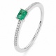 Anillo de oro blanco de 18K con esmeralda 0,22 cts (4x3 mm) y 22 diamantes en talla brillante con un total de 0,06 cts