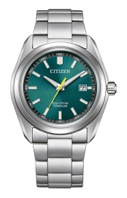 Citizen Super Titanium AW1900 ∅40 mm - 5 ATM, Esfera verde, brazalete de super titanium