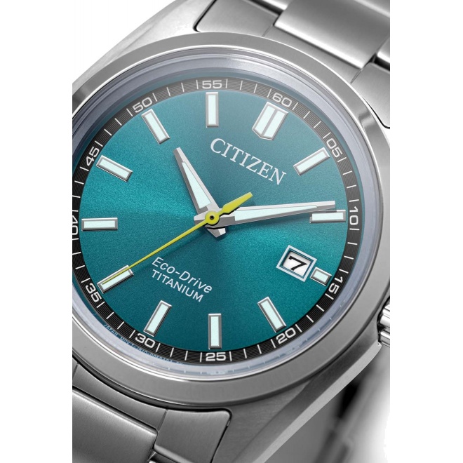 Citizen Super Titanium AW1900 ∅40 mm - 5 ATM, Esfera verde, brazalete de super titanium